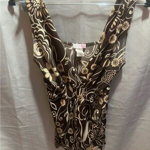 Medium body central brown floral tank